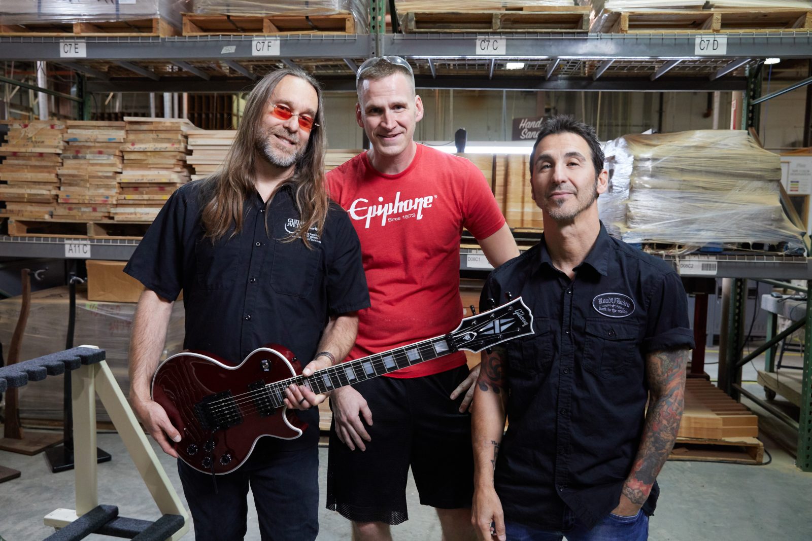 Gibson Guitars Gives Back In Partnership with Guitars for Vets [VIDEO